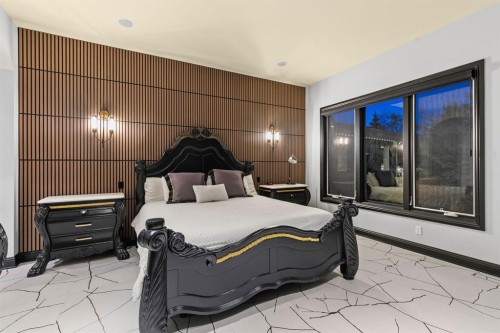 14 Pinehurst Drive, Heritage Pointe, AB - Indoor Photo Showing Bedroom