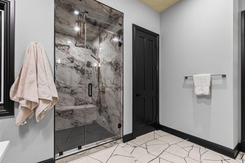 14 Pinehurst Drive, Heritage Pointe, AB - Indoor Photo Showing Bathroom