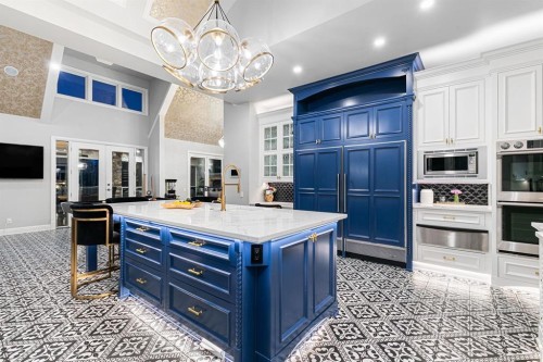 14 Pinehurst Drive, Heritage Pointe, AB - Indoor Photo Showing Kitchen