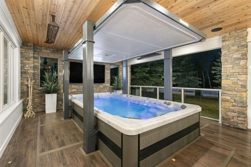 14 Pinehurst Drive, Heritage Pointe, AB - Outdoor With Exterior