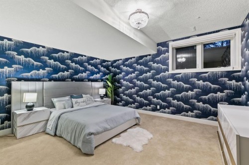 14 Pinehurst Drive, Heritage Pointe, AB - Indoor Photo Showing Bedroom