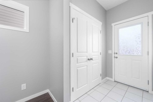 64 Copperpond Park Se, Calgary, AB - Indoor Photo Showing Other Room