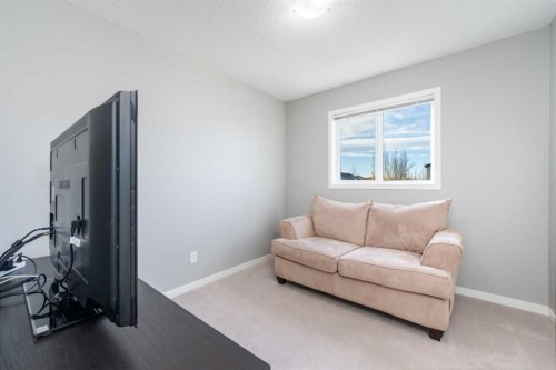 64 Copperpond Park Se, Calgary, AB - Indoor