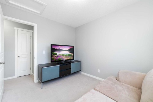 64 Copperpond Park Se, Calgary, AB - Indoor