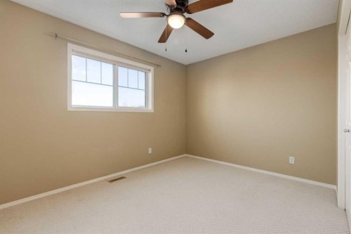 1880 Thornbird Road Se, Airdrie, AB - Indoor Photo Showing Other Room