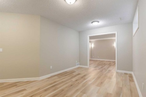 1880 Thornbird Road Se, Airdrie, AB - Indoor Photo Showing Other Room