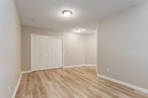 1880 Thornbird Road Se, Airdrie, AB - Indoor Photo Showing Other Room