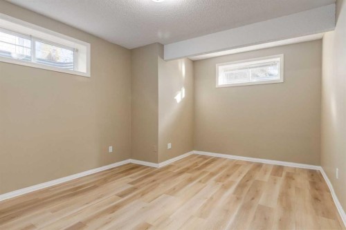 1880 Thornbird Road Se, Airdrie, AB - Indoor Photo Showing Other Room