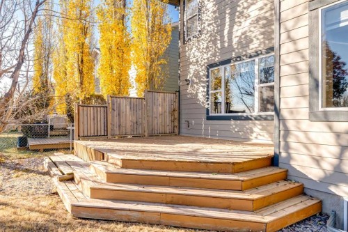 1880 Thornbird Road Se, Airdrie, AB - Outdoor With Deck Patio Veranda