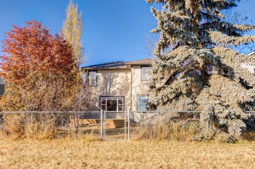 1880 Thornbird Road Se, Airdrie, AB - Outdoor