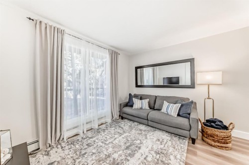 201-835 18 Avenue Sw, Calgary, AB - Indoor Photo Showing Other Room