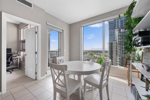 1708-211 13 Avenue Se, Calgary, AB - Indoor Photo Showing Dining Room