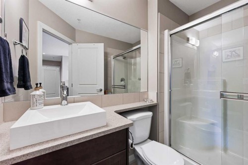 1708-211 13 Avenue Se, Calgary, AB - Indoor Photo Showing Bathroom