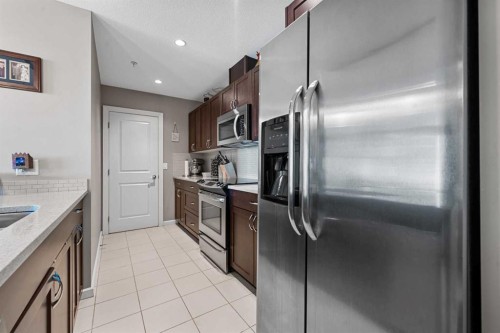1708-211 13 Avenue Se, Calgary, AB - Indoor Photo Showing Kitchen With Stainless Steel Kitchen