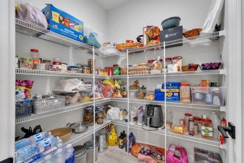 67 Corner Glen Gardens Ne, Calgary, AB - Indoor With Storage