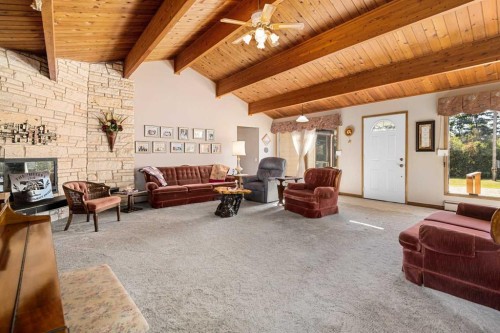 27403 Township Road 292, Rural Mountain View County, AB - Indoor