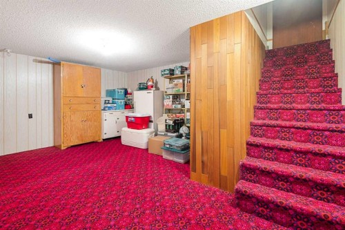 27403 Township Road 292, Rural Mountain View County, AB - Indoor Photo Showing Other Room