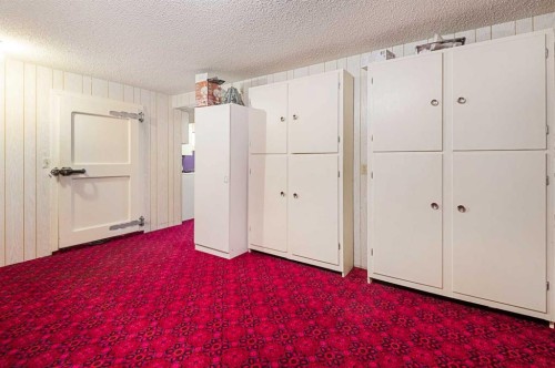 27403 Township Road 292, Rural Mountain View County, AB - Indoor Photo Showing Other Room