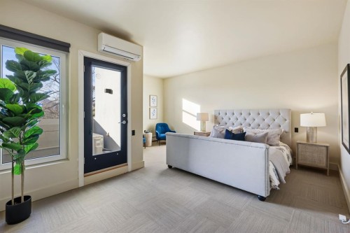 108 18 Avenue Se, Calgary, AB - Indoor