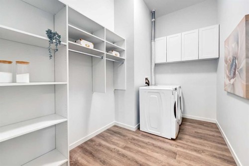 112-24 Mahogany Path Se, Calgary, AB - Indoor Photo Showing Laundry Room