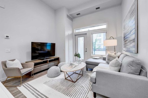 112-24 Mahogany Path Se, Calgary, AB - Indoor Photo Showing Living Room