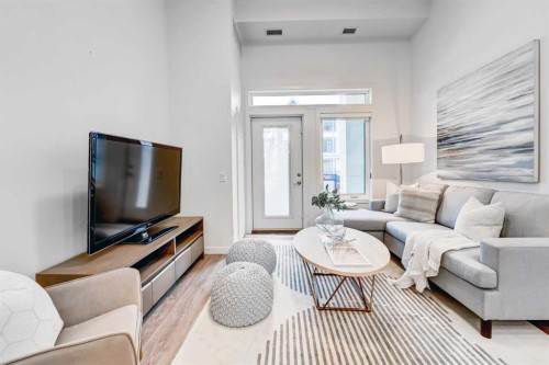 112-24 Mahogany Path Se, Calgary, AB - Indoor Photo Showing Living Room