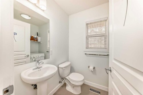 119 Panatella Hill Nw, Calgary, AB - Indoor Photo Showing Bathroom