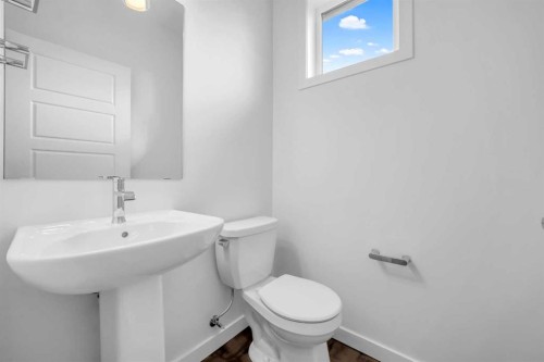 101-25 Evanscrest Mews Nw, Calgary, AB - Indoor Photo Showing Bathroom