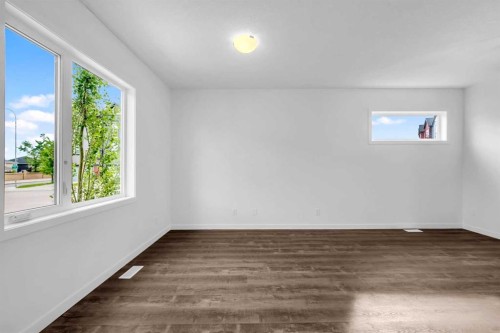 101-25 Evanscrest Mews Nw, Calgary, AB - Indoor Photo Showing Other Room