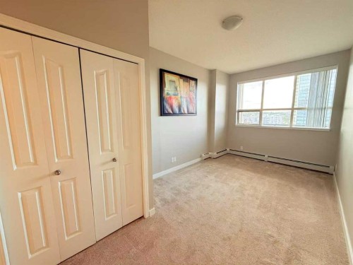 1411-1053 10 Street Sw, Calgary, AB - Indoor Photo Showing Other Room