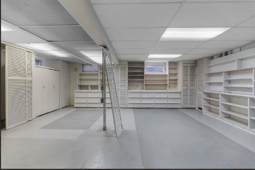 5339 Brisebois Drive Nw, Calgary, AB - Indoor