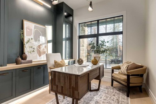 412 40 Avenue Sw, Calgary, AB - Indoor Photo Showing Other Room