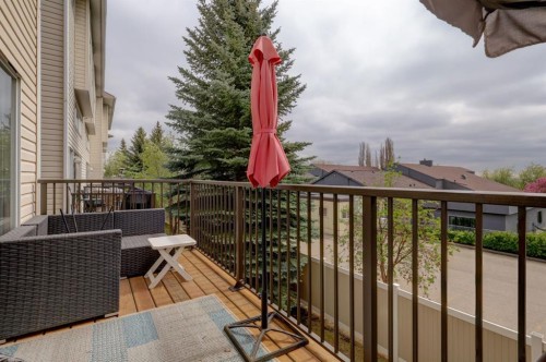 82 Country Hills Cove Nw, Calgary, AB - Outdoor With Exterior