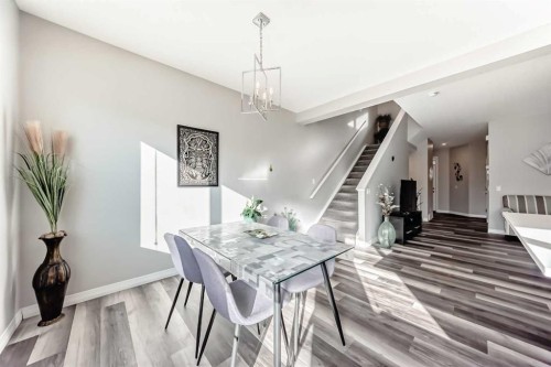 615 Kingsmere Way Se, Airdrie, AB - Indoor Photo Showing Dining Room