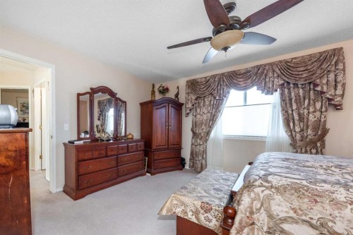 26 Citadel Crest Link Nw, Calgary, AB - Indoor Photo Showing Bedroom