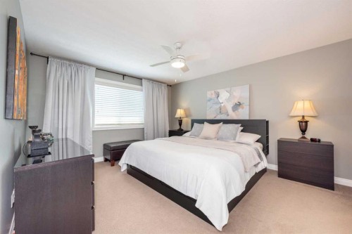 67 Auburn Sound Manor Se, Calgary, AB - Indoor Photo Showing Bedroom