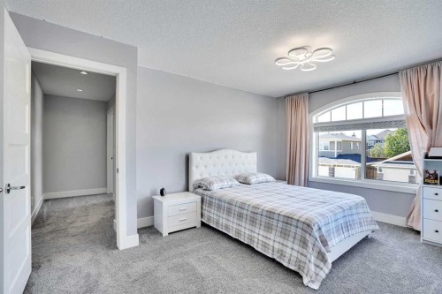 172 Kinniburgh Way, Chestermere, AB - Indoor Photo Showing Bedroom
