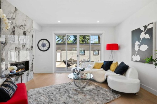 3116 4A Street Nw, Calgary, AB - Indoor Photo Showing Living Room