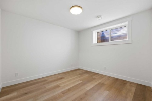 3116 4A Street Nw, Calgary, AB - Indoor Photo Showing Other Room