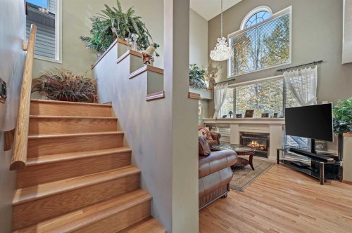 114 Valley Ponds Crescent Nw, Calgary, AB - Indoor Photo Showing Other Room