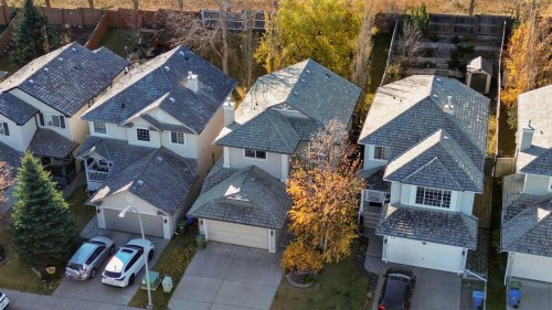 114 Valley Ponds Crescent Nw, Calgary, AB - Outdoor