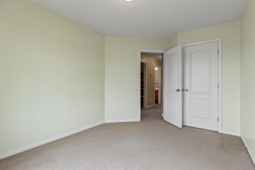 1043 Copperfield Boulevard Se, Calgary, AB - Indoor Photo Showing Other Room
