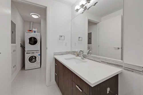 3404-930 6 Avenue Sw, Calgary, AB - Indoor Photo Showing Laundry Room
