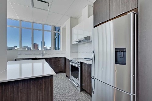 3404-930 6 Avenue Sw, Calgary, AB - Indoor Photo Showing Kitchen With Stainless Steel Kitchen With Upgraded Kitchen
