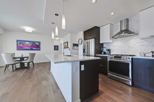 3404-930 6 Avenue Sw, Calgary, AB - Indoor Photo Showing Kitchen With Upgraded Kitchen