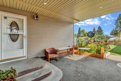 713 44 Street Se, Calgary, AB - Outdoor With Deck Patio Veranda With Exterior