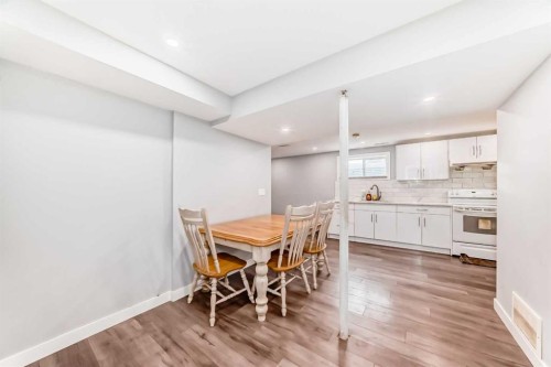 4416 Maryvale Drive Ne, Calgary, AB - Indoor Photo Showing Dining Room
