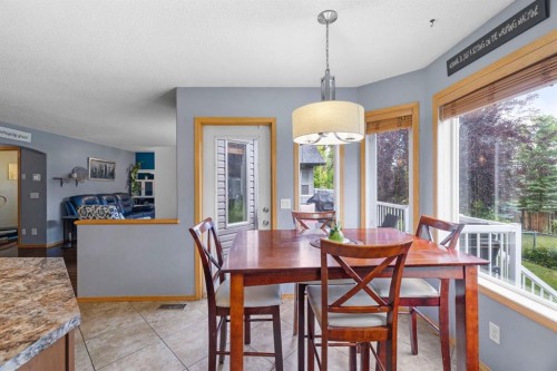 168 Fairways Drive Nw, Airdrie, AB - Indoor Photo Showing Dining Room