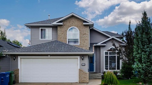 168 Fairways Drive Nw, Airdrie, AB - Outdoor With Facade