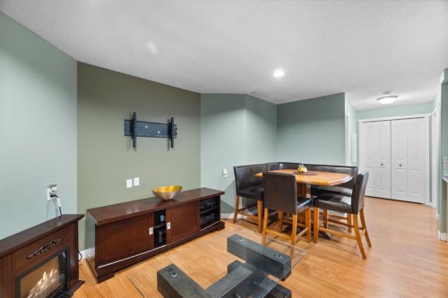 168 Fairways Drive Nw, Airdrie, AB - Indoor Photo Showing Dining Room